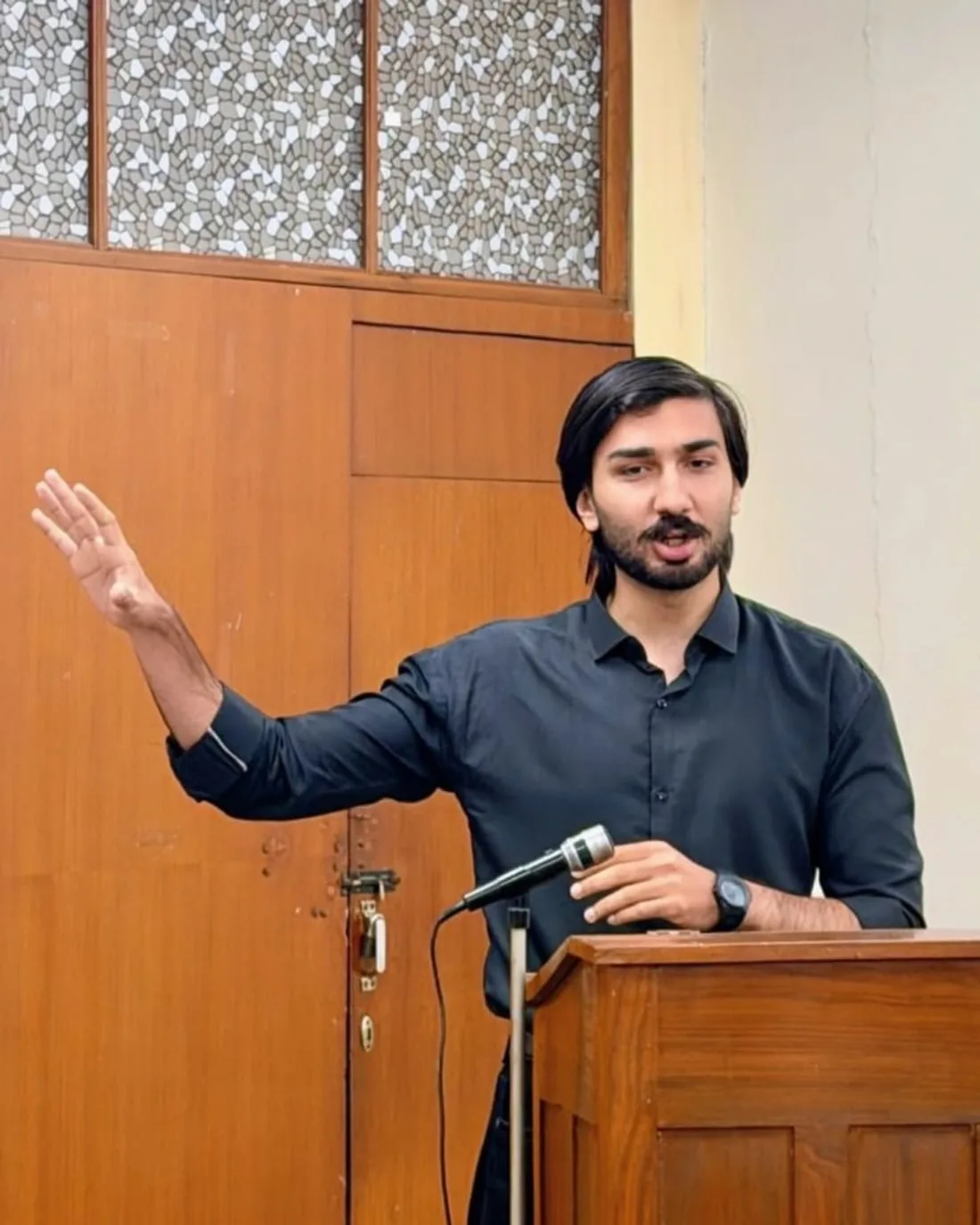 Ahmad Virk, Founder & President of Soch Baithak, speaking at a session